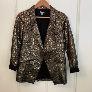 Black and gold blazer